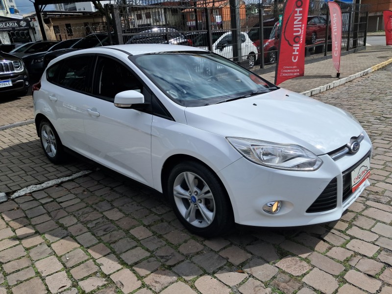 FOCUS 1.6 SE HATCH 16V FLEX 4P AUTOMÁTICO - 2015 - CAXIAS DO SUL