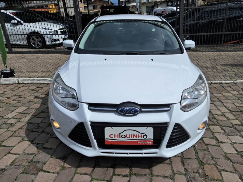 FOCUS 1.6 SE HATCH 16V FLEX 4P AUTOMÁTICO - 2015 - CAXIAS DO SUL