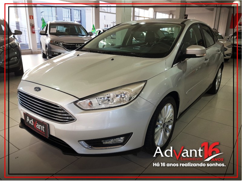 focus 2.0 titanium fastback 16v flex 4p automatico 2016 caxias do sul