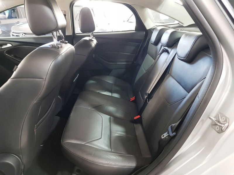 FOCUS 2.0 TITANIUM FASTBACK 16V FLEX 4P AUTOMÁTICO - 2016 - CAXIAS DO SUL