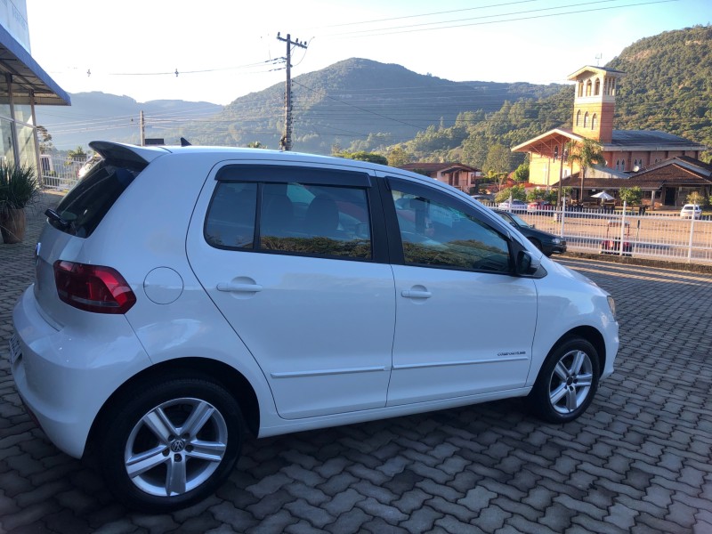 FOX 1.6 MSI COMFORTLINE 8V FLEX 4P MANUAL - 2017 - VALE REAL