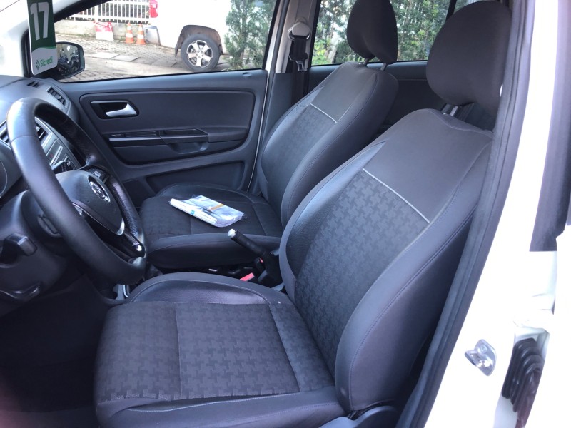 FOX 1.6 MSI COMFORTLINE 8V FLEX 4P MANUAL - 2017 - VALE REAL