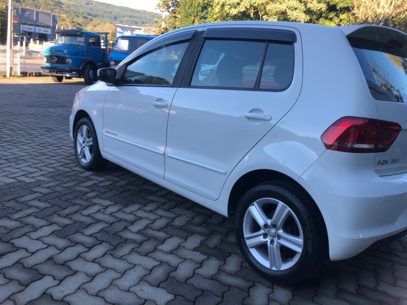 FOX 1.6 MSI COMFORTLINE 8V FLEX 4P MANUAL - 2017 - VALE REAL