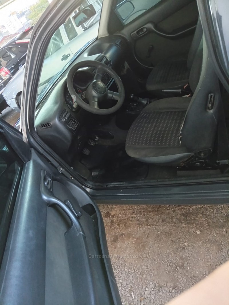 GOL 1.0 MI SPECIAL 8V GASOLINA 2P MANUAL - 2004 - CAXIAS DO SUL