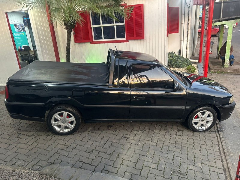 SAVEIRO 1.6 MI SURF CS 8V FLEX 2P MANUAL - 2005 - TRêS COROAS