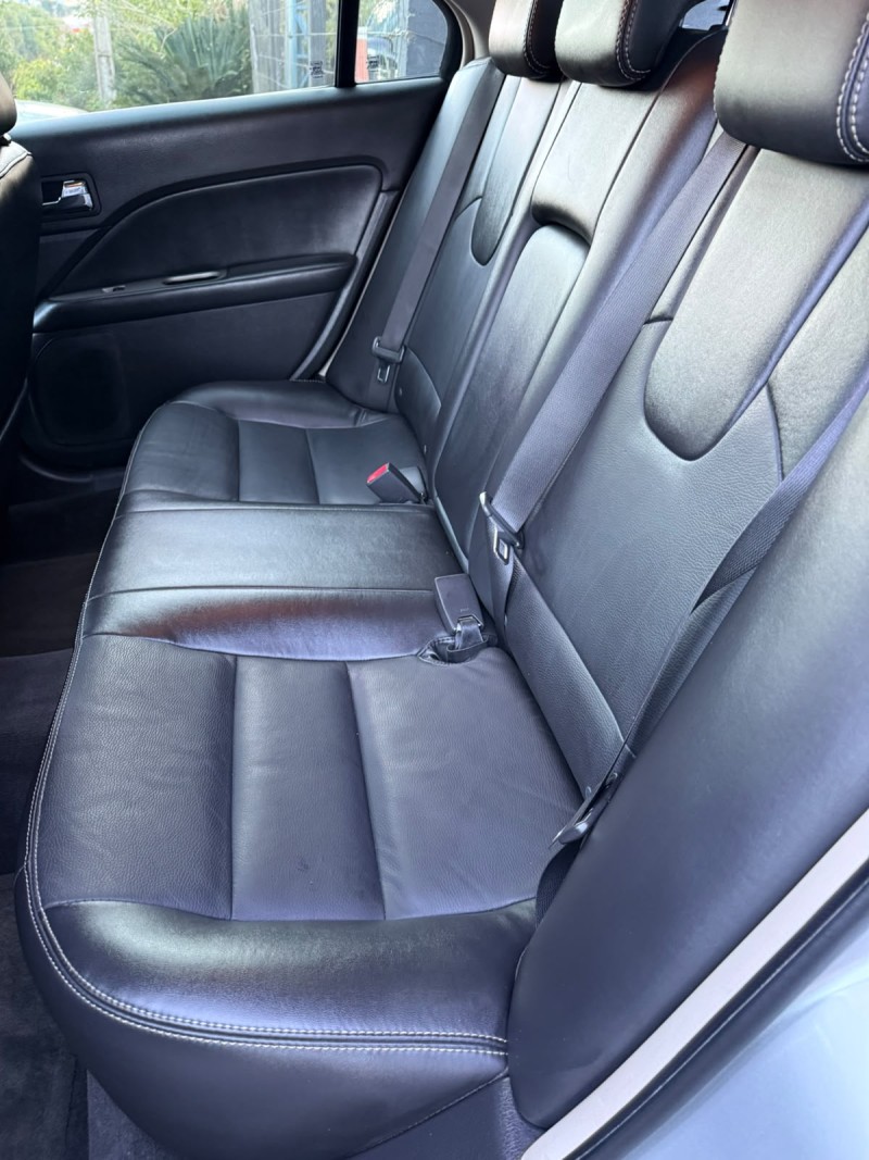 FUSION 3.0 SEL AWD V6 24V GASOLINA 4P AUTOMÁTICO - 2010 - VALE REAL