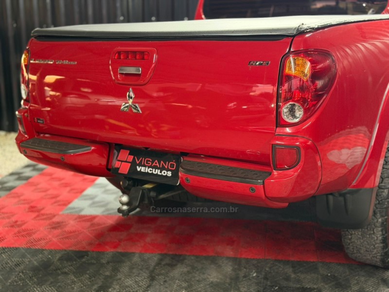 L200 TRITON 3.2 HPE 4X4 CD 16V TURBO INTERCOOLER DIESEL 4P AUTOMÁTICO - 2013 - CAXIAS DO SUL