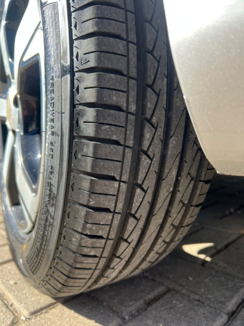 PRISMA 1.4 MPFI LT 8V FLEX 4P MANUAL - 2017 - CAXIAS DO SUL