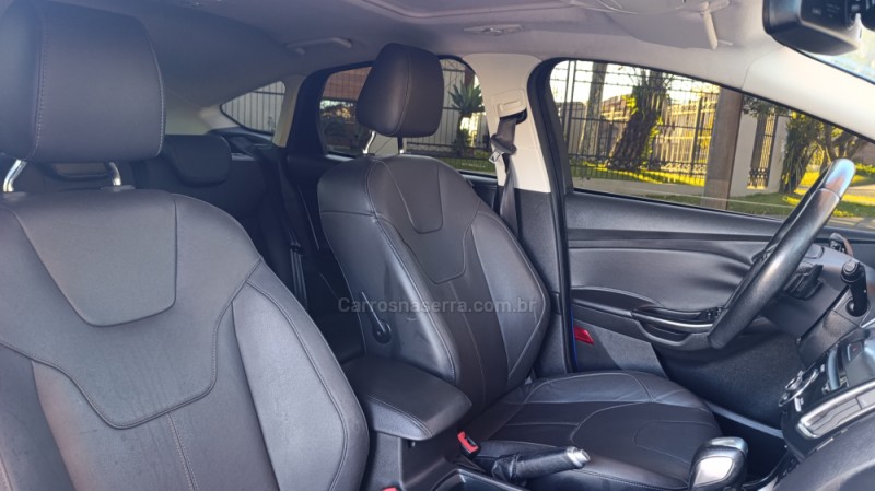 FOCUS 2.0 TITANIUM PLUS 16V FLEX 4P AUTOMÁTICO - 2018 - CAXIAS DO SUL