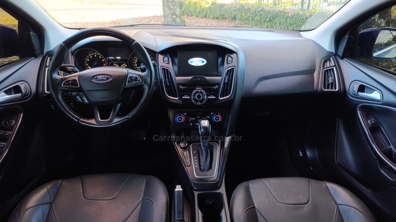 FOCUS 2.0 TITANIUM PLUS 16V FLEX 4P AUTOMÁTICO - 2018 - CAXIAS DO SUL