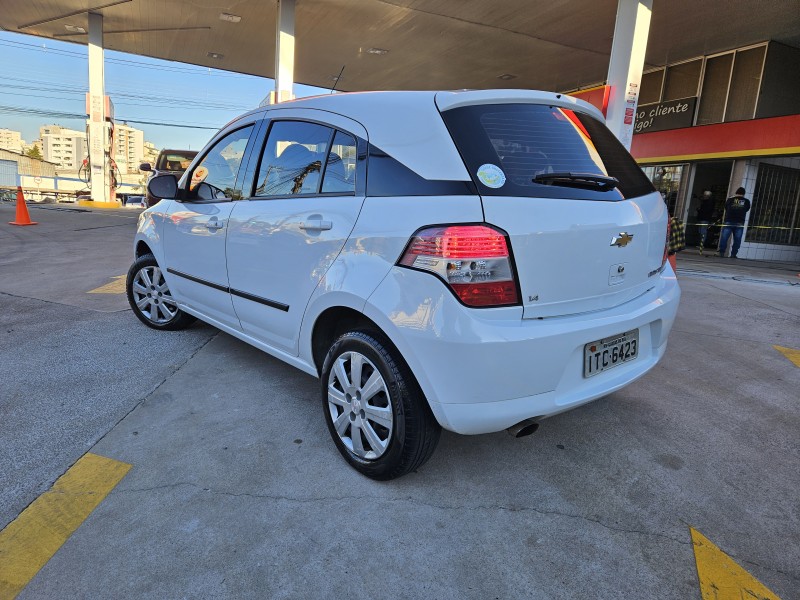 AGILE 1.4 MPFI LT 8V FLEX 4P MANUAL - 2012 - CAXIAS DO SUL