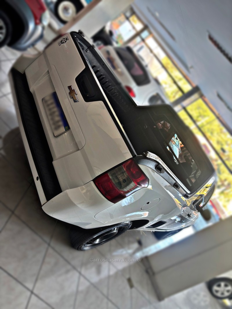 MONTANA 1.4 MPFI LS CS 8V FLEX 2P MANUAL - 2016 - NOVA PRATA