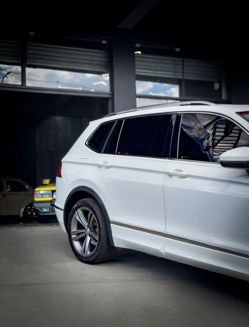 TIGUAN 2.0 ALLSPACE R-LINE 350 TSI 4X4 GASOLINA 4P - 2019 - CAXIAS DO SUL