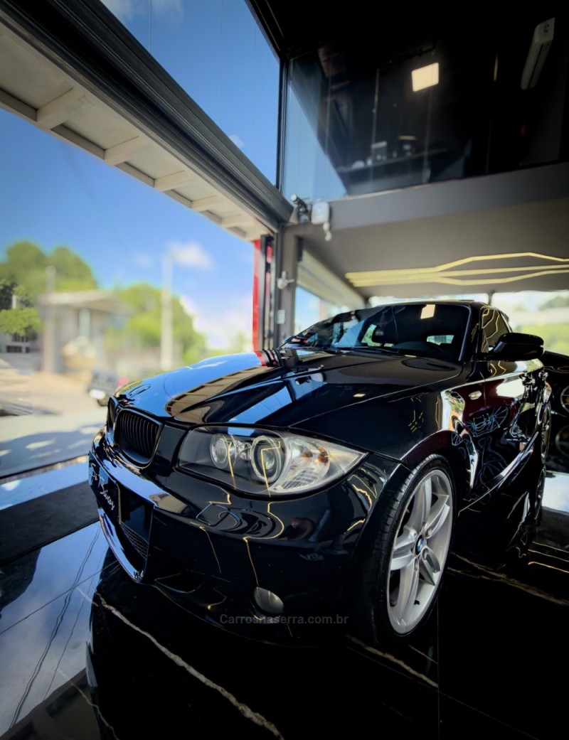 130I 3.0 SPORT HATCH 24V GASOLINA 4P AUTOMÁTICO - 2011 - CAXIAS DO SUL