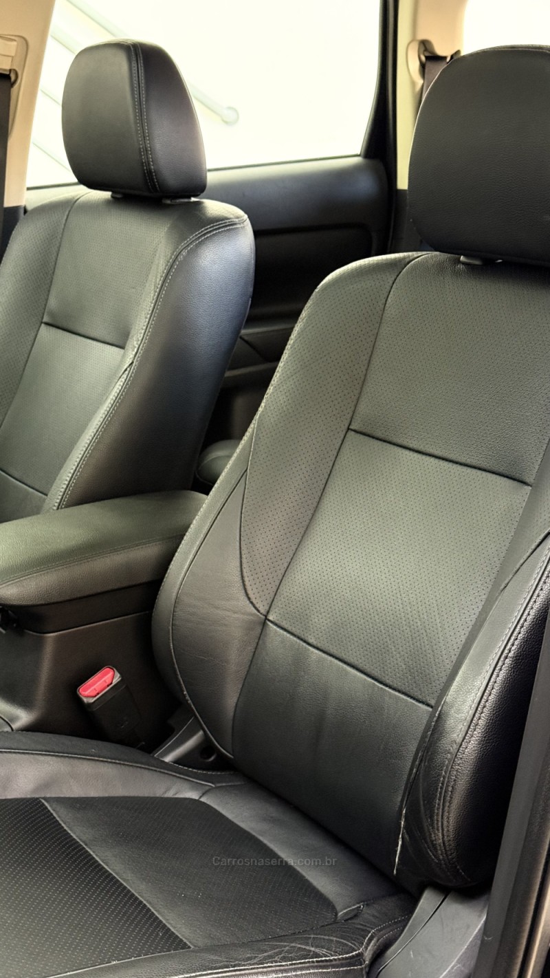 OUTLANDER 3.0 GT 4X4 V6 24V GASOLINA 4P AUTOMÁTICO - 2016 - BENTO GONçALVES