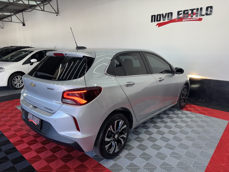 ONIX 1.0 PREMIER II 12V TURBO FLEX 4P AUTOMÁTICO - 2023 - CAXIAS DO SUL