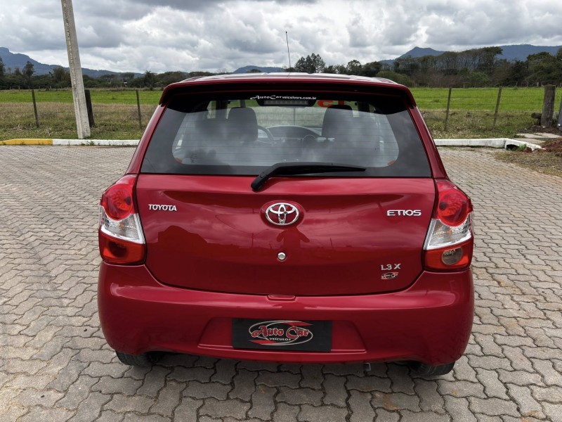 ETIOS 1.3 X 16V FLEX 4P MANUAL - 2015 - CANDELáRIA