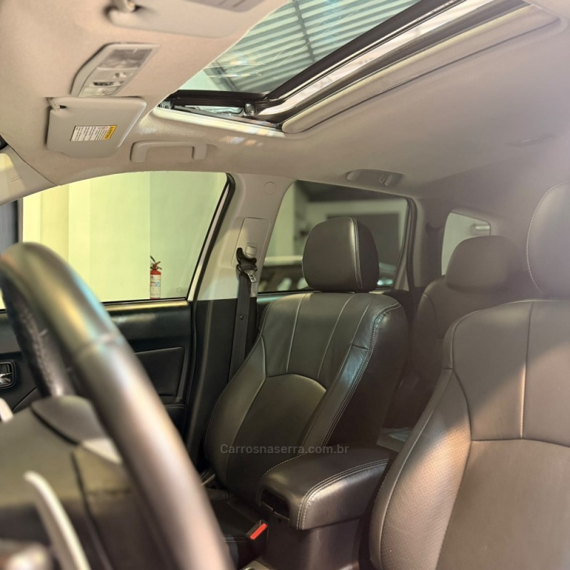 OUTLANDER 2.0 16V GASOLINA 4P AUTOMÁTICO - 2012 - NOVO HAMBURGO