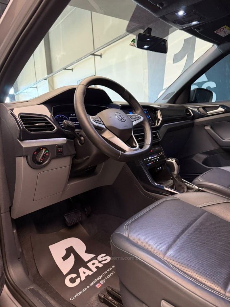 T-CROSS 1.0 COMFORTLINE TSI FLEX 4P AUTOMÁTICO - 2024 - LAJEADO
