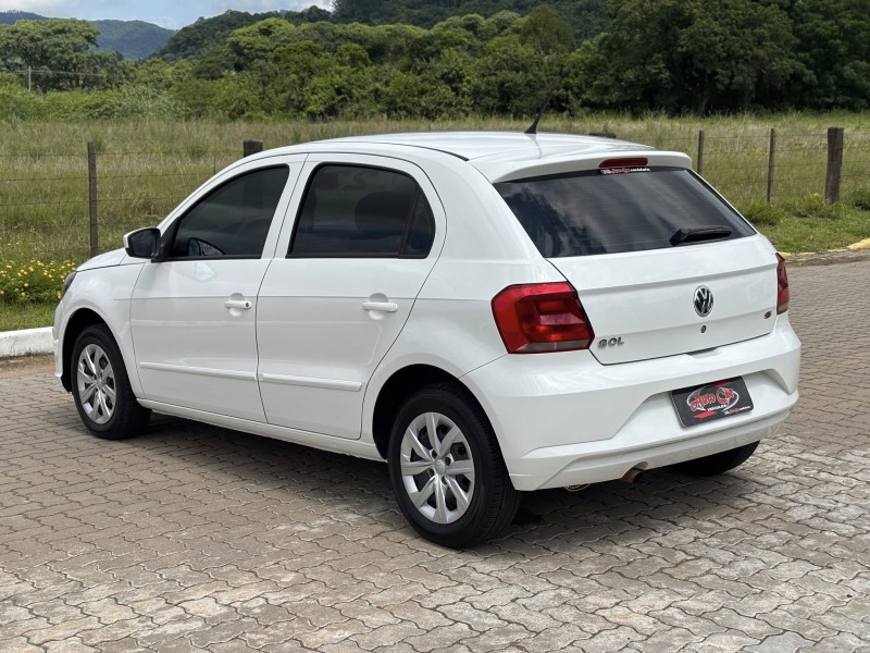 GOL 1.0 12V MPI TOTALFLEX 4P MANUAL - 2023 - CANDELáRIA