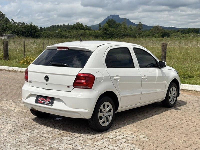 GOL 1.0 12V MPI TOTALFLEX 4P MANUAL - 2023 - CANDELáRIA