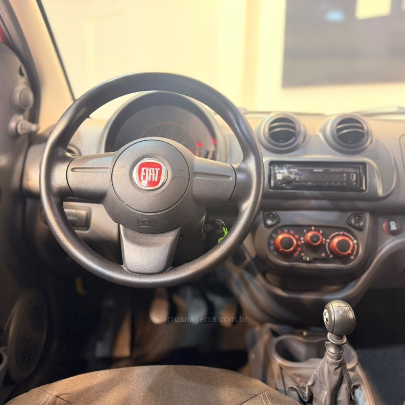 UNO 1.4 EVO SPORTING 8V FLEX 4P MANUAL - 2013 - NOVO HAMBURGO