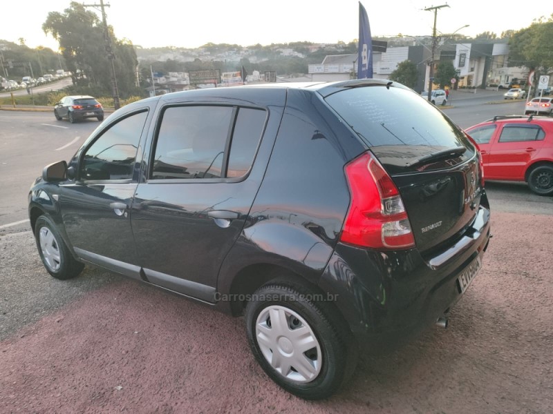 SANDERO 1.0 EXPRESSION 16V FLEX 4P MANUAL - 2012 - FARROUPILHA
