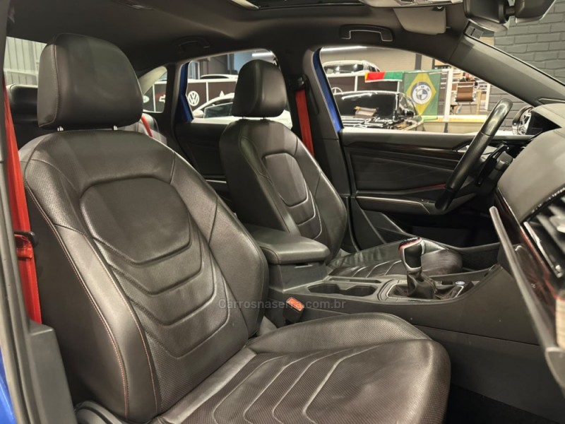 JETTA 2.0 16V TSI GLI 350 GASOLINA 4P AUTOMÁTICO - 2023 - CAXIAS DO SUL