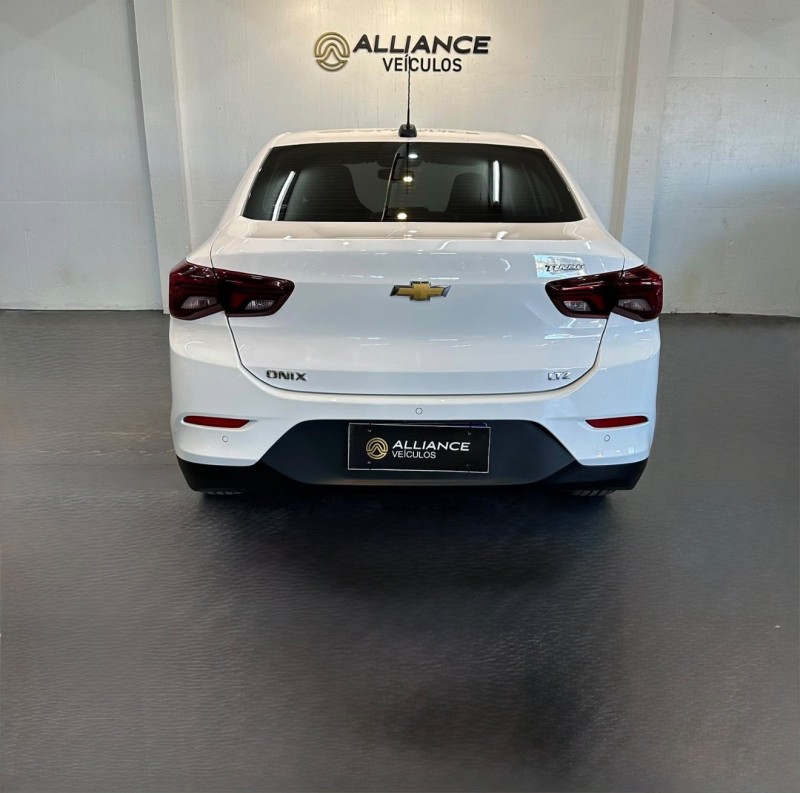 ONIX 1.0	LTZ PLUS 12V TURBO FLEX 4P AUTOMÁTICO - 2023 - CAXIAS DO SUL