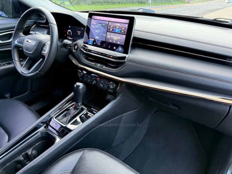COMPASS 1.3 LIMITED T270 16V TURBO FLEX 4P AUTOMÁTICO - 2022 - IVOTI
