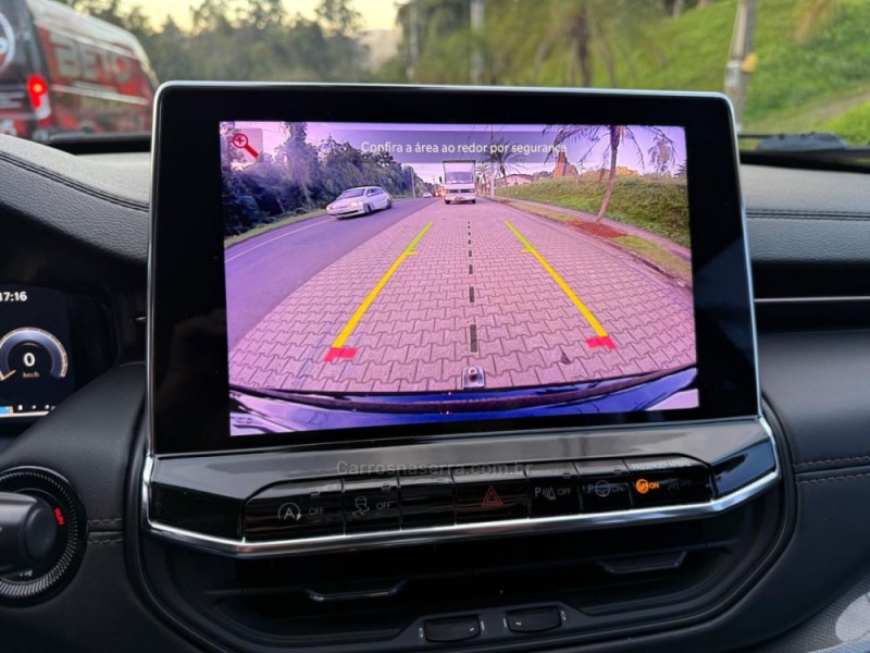 COMPASS 1.3 LIMITED T270 16V TURBO FLEX 4P AUTOMÁTICO - 2022 - IVOTI