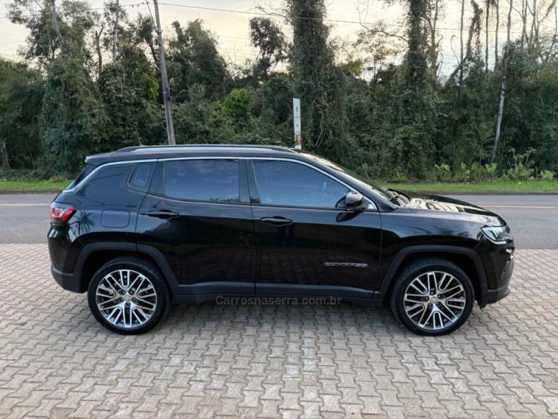 COMPASS 1.3 LIMITED T270 16V TURBO FLEX 4P AUTOMÁTICO - 2022 - IVOTI