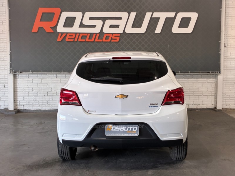 ONIX 1.4 ADVANTAGE 8V FLEX 4P AUTOMÁTICO - 2019 - VENâNCIO AIRES