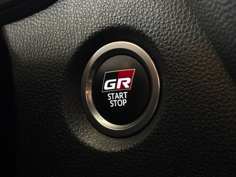 COROLLA 2.0 GR SPORT 16V FLEX 4P AUTOMÁTICO - 2022 - FARROUPILHA
