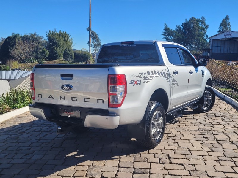 RANGER 2.2 XL 4X4 CD 16V DIESEL 4P MANUAL - 2013 - CARLOS BARBOSA