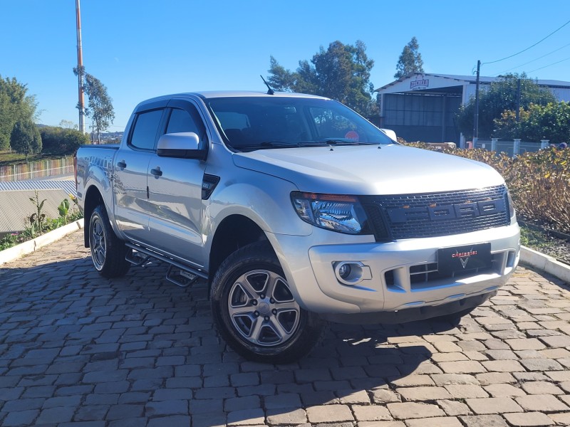 RANGER 2.2 XL 4X4 CD 16V DIESEL 4P MANUAL - 2013 - CARLOS BARBOSA