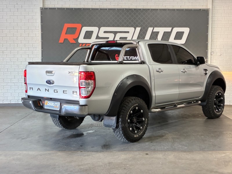 RANGER 2.8 XLT 4X2 CD 8V TURBO INTERCOOLER DIESEL 4P MANUAL - 2017 - VENâNCIO AIRES