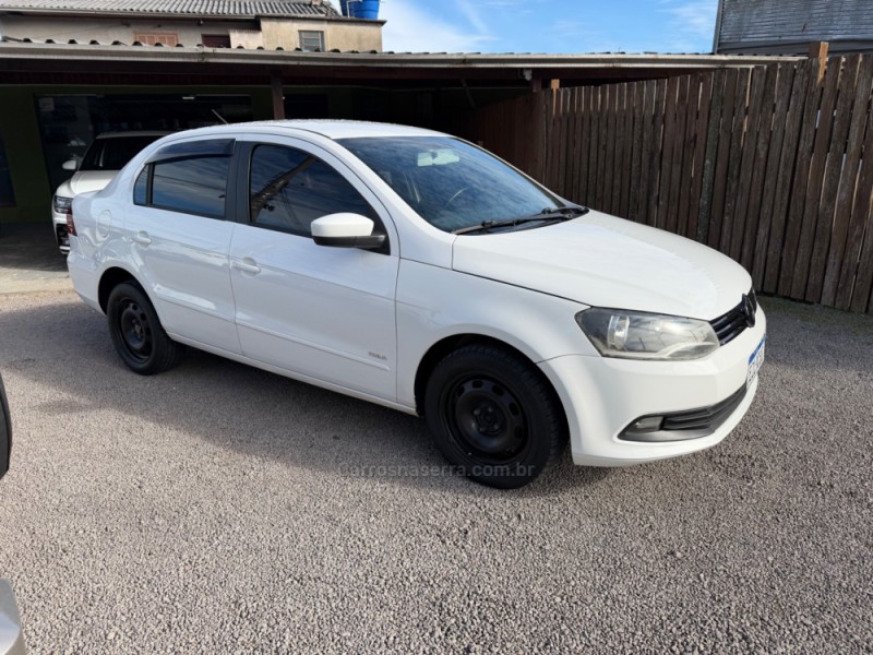 VOYAGE 1.0 MI TRENDLINE 8V FLEX 4P MANUAL - 2013 - CAXIAS DO SUL