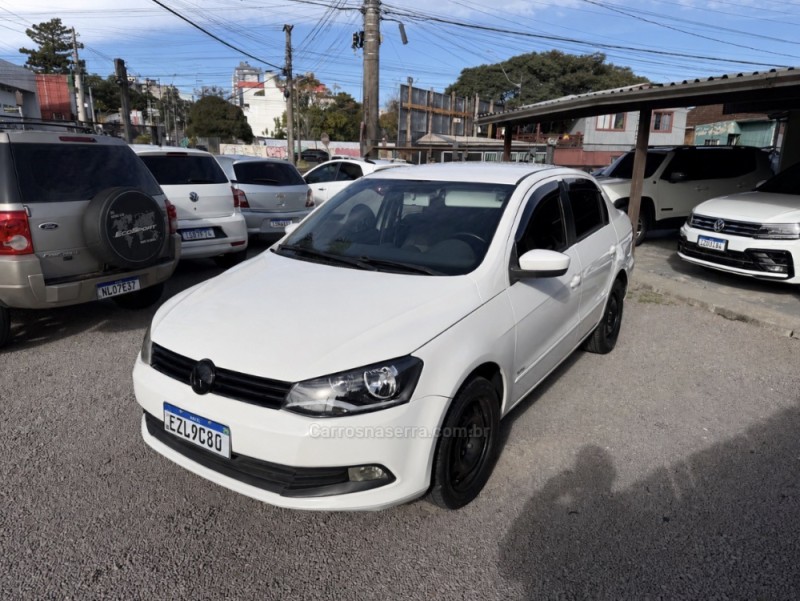 VOYAGE 1.0 MI TRENDLINE 8V FLEX 4P MANUAL