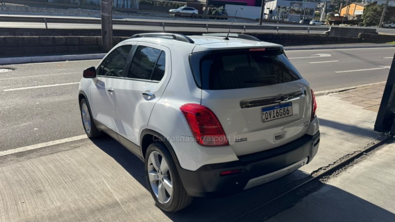 TRACKER 1.8 MPFI LTZ 4X2 16V FLEX 4P AUTOMÁTICO - 2014 - CAXIAS DO SUL