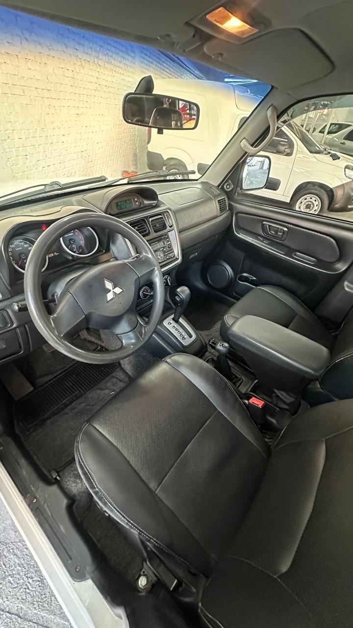 PAJERO TR4 2.0 4X4 16V 140CV FLEX 4P AUTOMÁTICO - 2011 - CAXIAS DO SUL