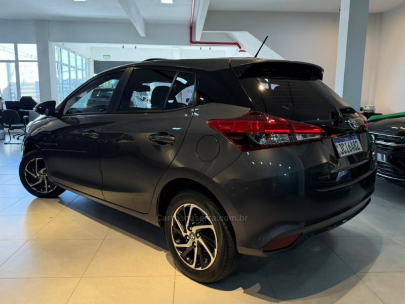 YARIS 1.5 XLS FLEX 4P AUTOMÁTICO - 2024 - CAXIAS DO SUL