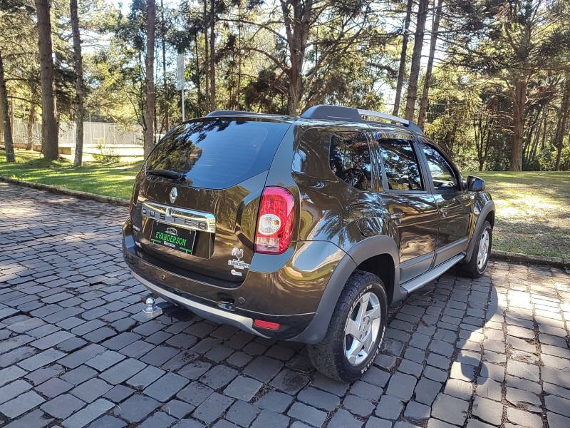 DUSTER 1.6 DYNAMIQUE 4X2 16V FLEX 4P MANUAL - 2015 - CAXIAS DO SUL