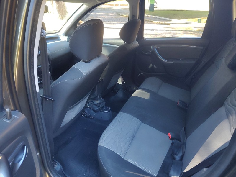 DUSTER 1.6 DYNAMIQUE 4X2 16V FLEX 4P MANUAL - 2015 - CAXIAS DO SUL
