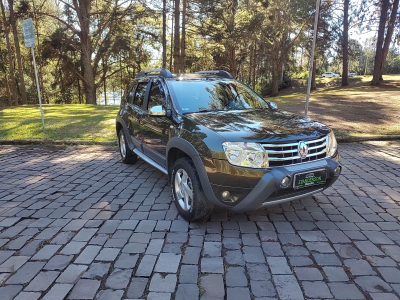 DUSTER 1.6 DYNAMIQUE 4X2 16V FLEX 4P MANUAL - 2015 - CAXIAS DO SUL