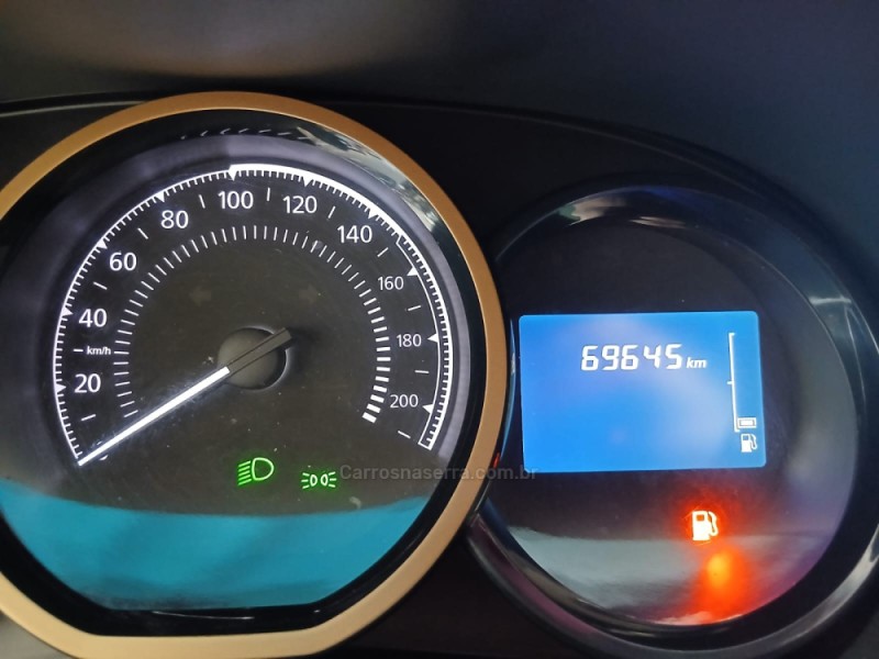 DUSTER 1.6 DYNAMIQUE 4X2 16V FLEX 4P MANUAL - 2017 - NOVA PETRóPOLIS