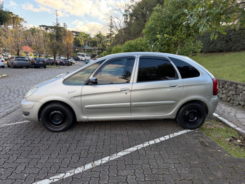 XSARA PICASSO 1.6 I GLX 16V FLEX 4P MANUAL - 2011 - CAXIAS DO SUL