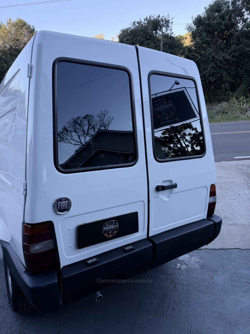 FIORINO 1.5 FIRE FURGÃO 8V GASOLINA 2P MANUAL - 2013 - NOVA PETRóPOLIS