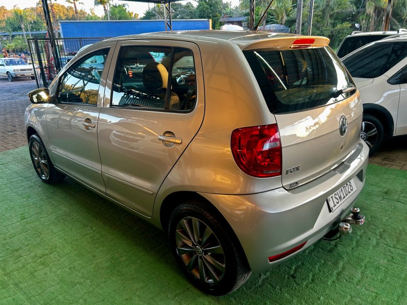 FOX 1.0 MI 8V FLEX 4P MANUAL - 2012 - SãO SEBASTIãO DO CAí