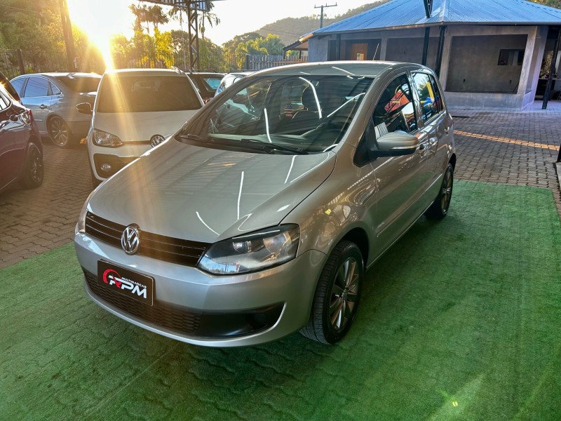 FOX 1.0 MI 8V FLEX 4P MANUAL - 2012 - SãO SEBASTIãO DO CAí